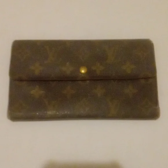 Louis Vuitton monogram tri fold long  wallet very roomy - Picture 5 of 16